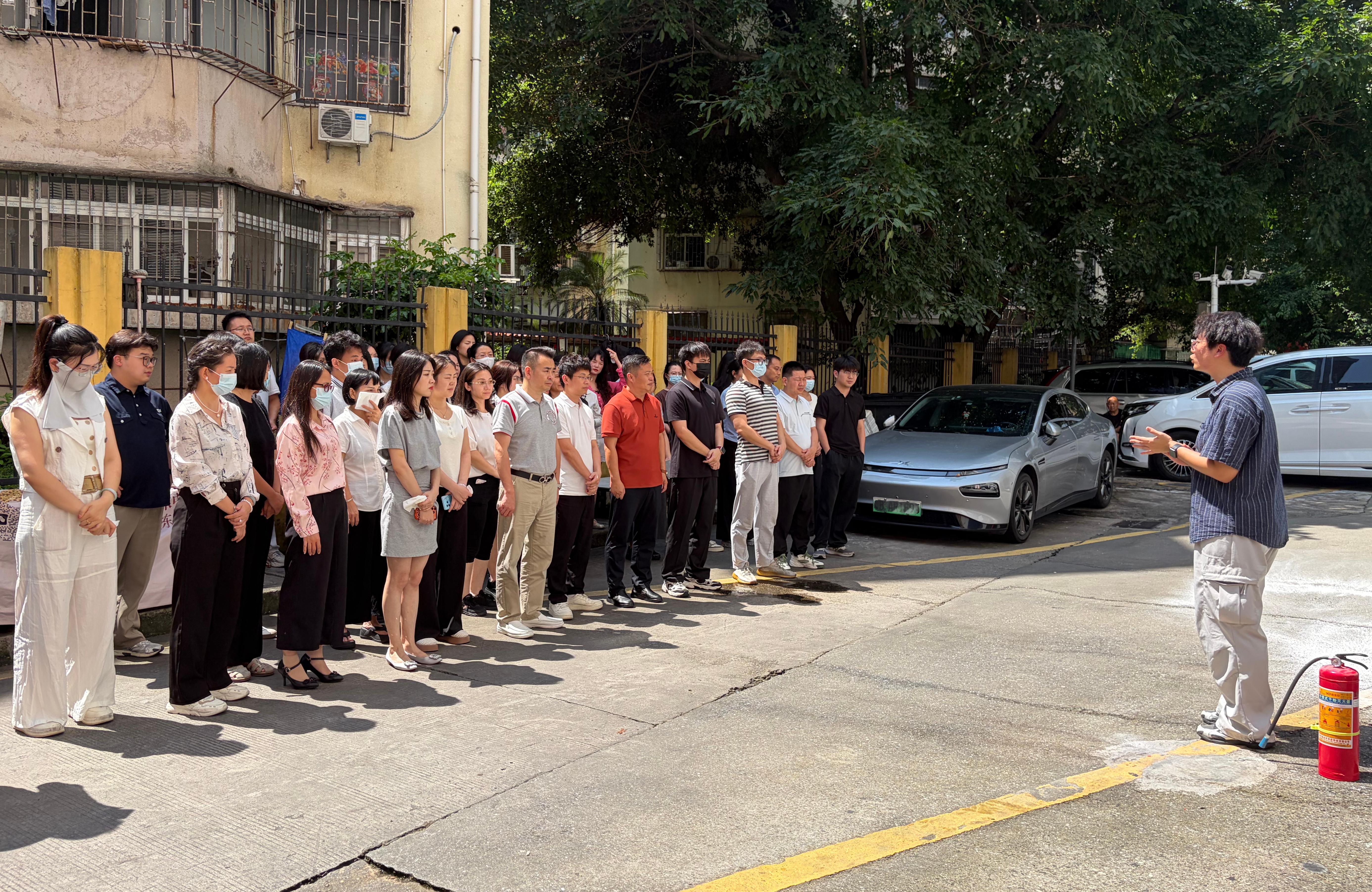 企业动态 | 以练筑防，防患未“燃”——劲草信息安全生产月消防演练圆满完成